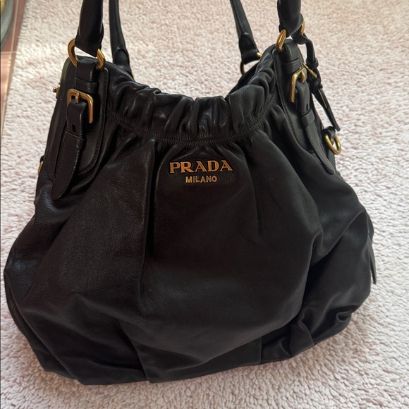Prada black leather shoulder bag - Picture 8 of 9